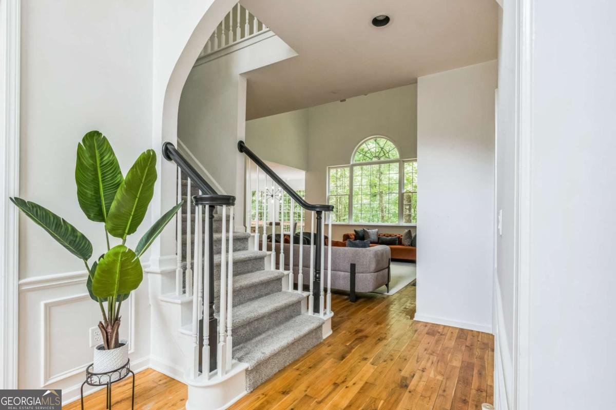 1625 Hawkins Cove Trail Roswell - 3