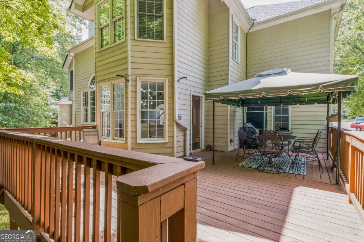 1625 Hawkins Cove Trail Roswell - 30