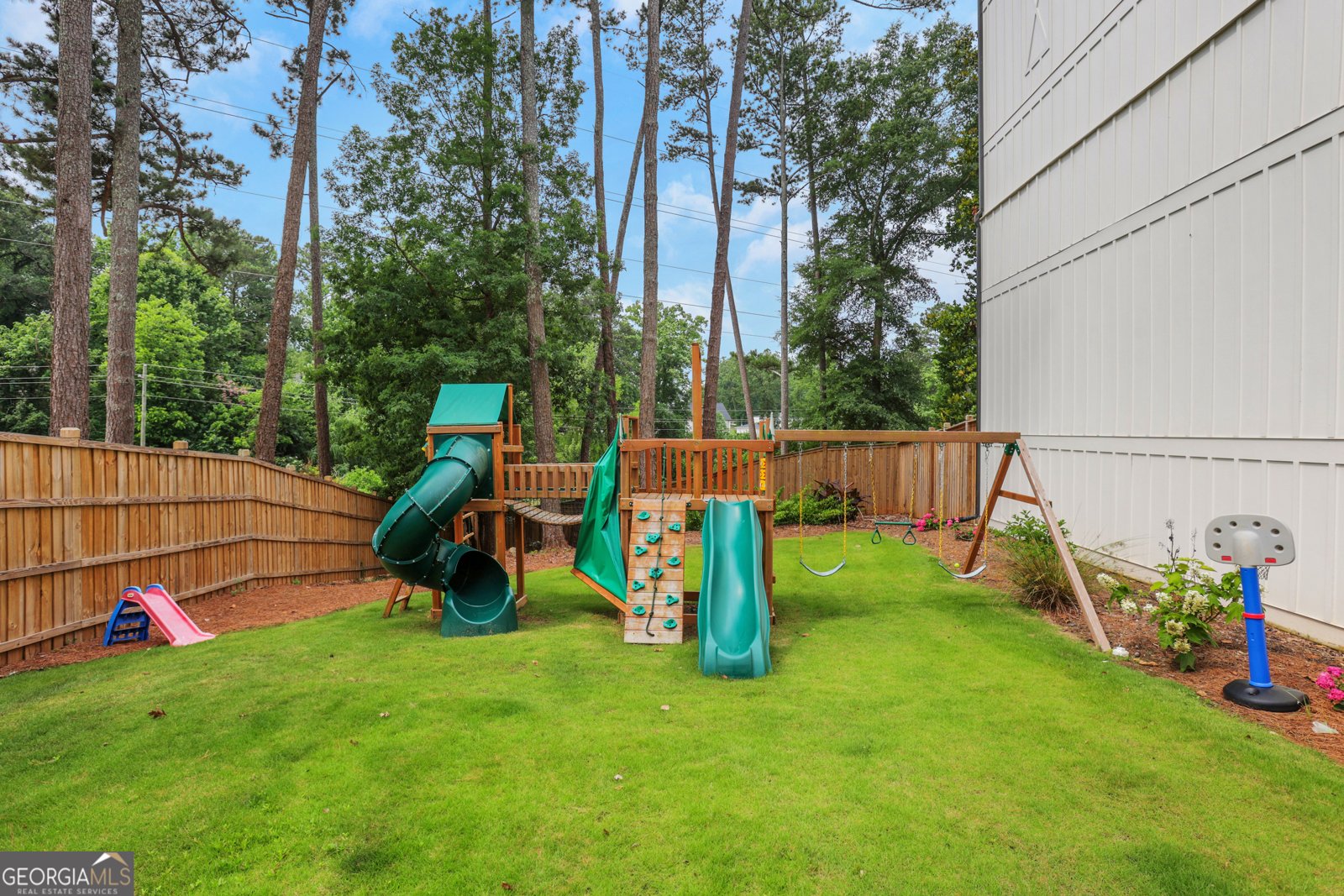 4250 Summit Drive Marietta - 3