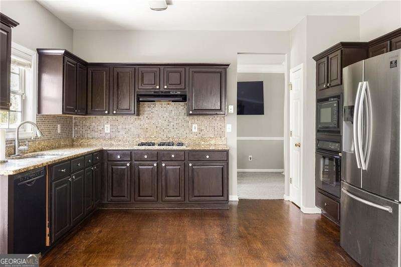 2251 Fall Creek Landing Loganville - 3