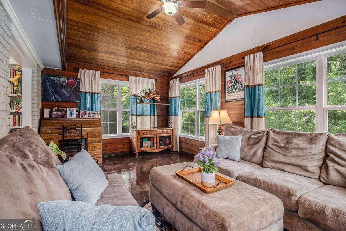 396 Stockwood Drive Woodstock - 10