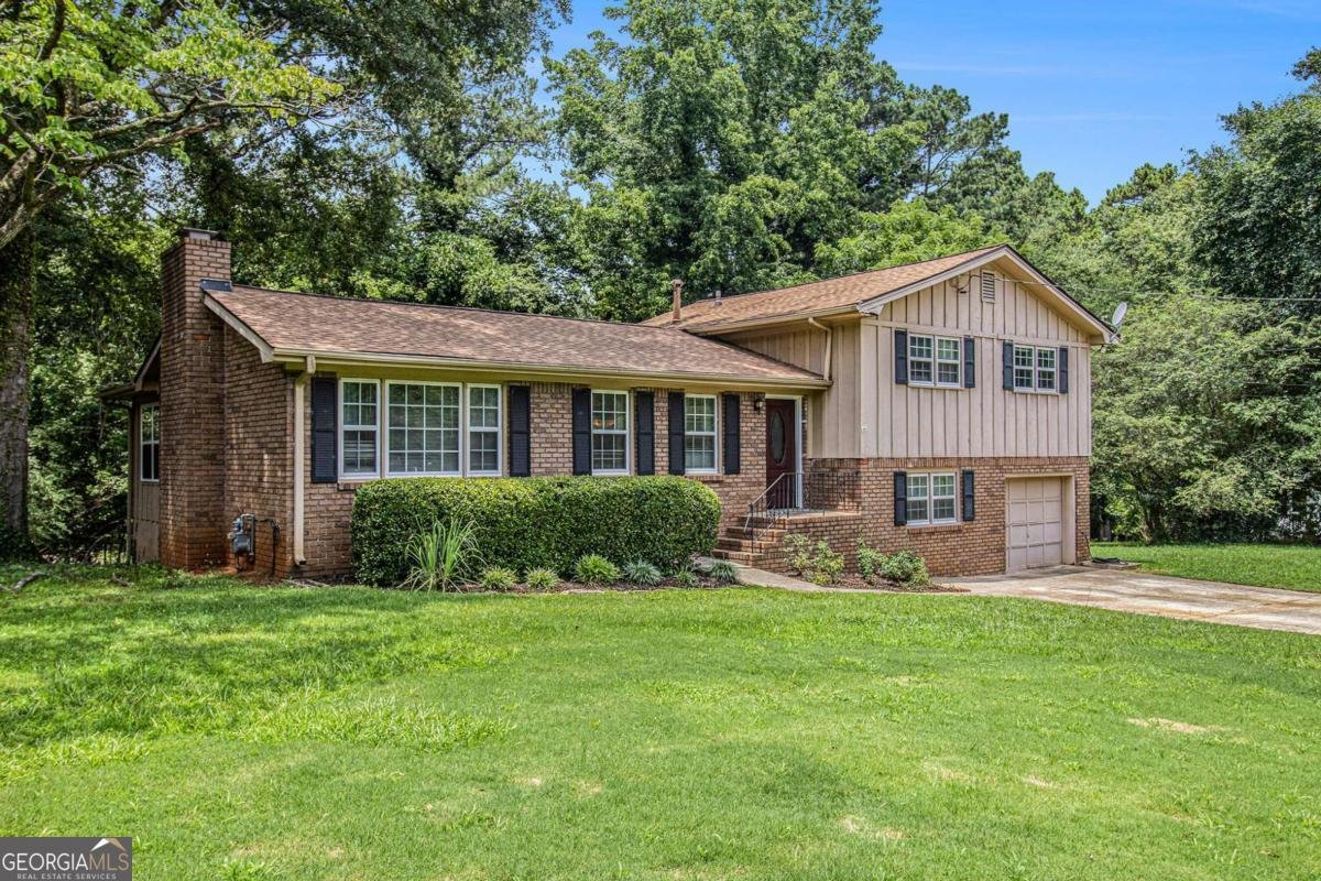 396 Stockwood Drive Woodstock - 2