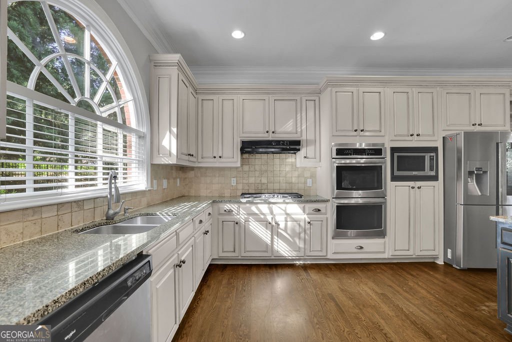 8935 Muirfield Court Duluth - 43