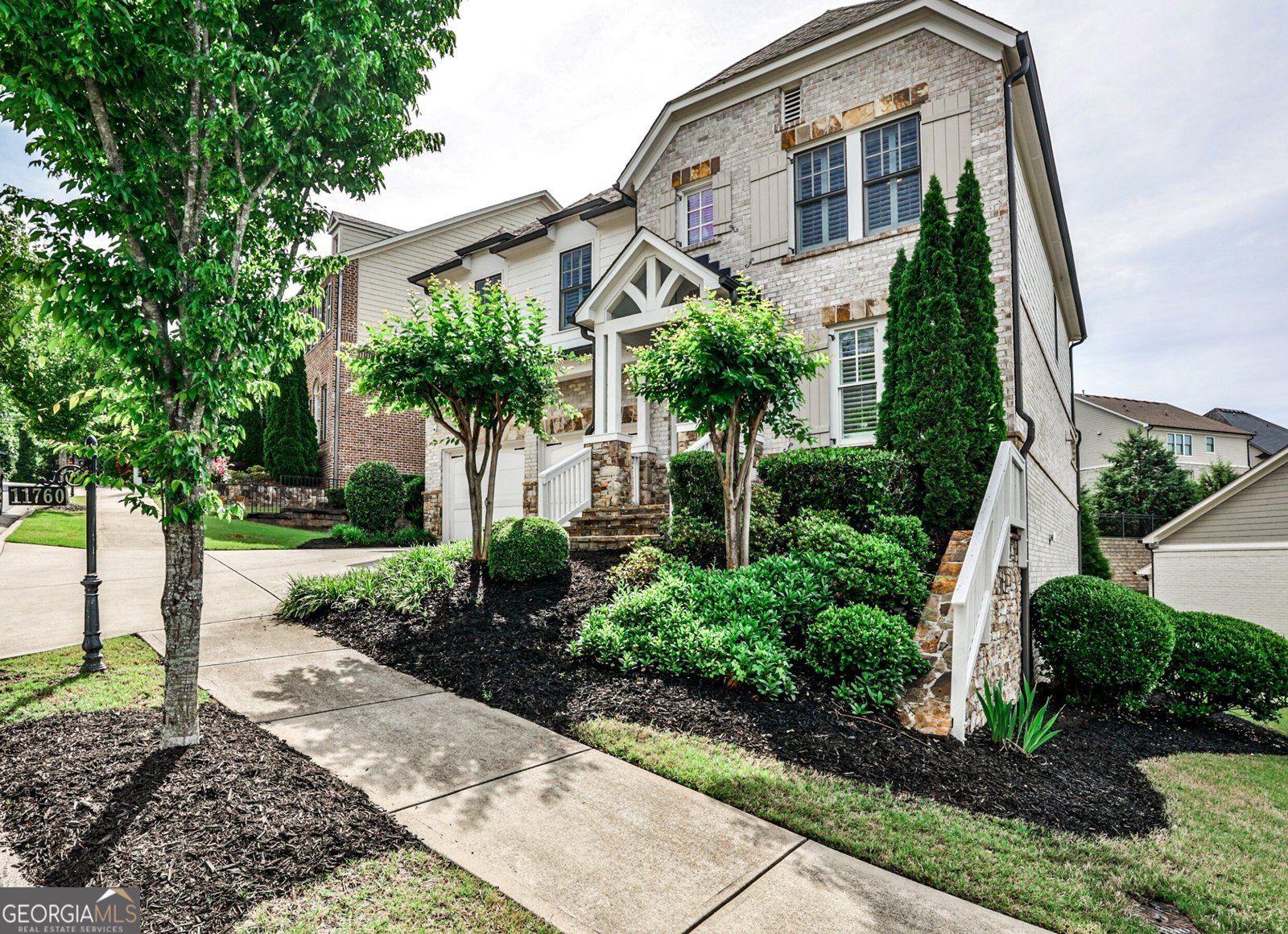 11760 Stratham Drive Alpharetta - 11