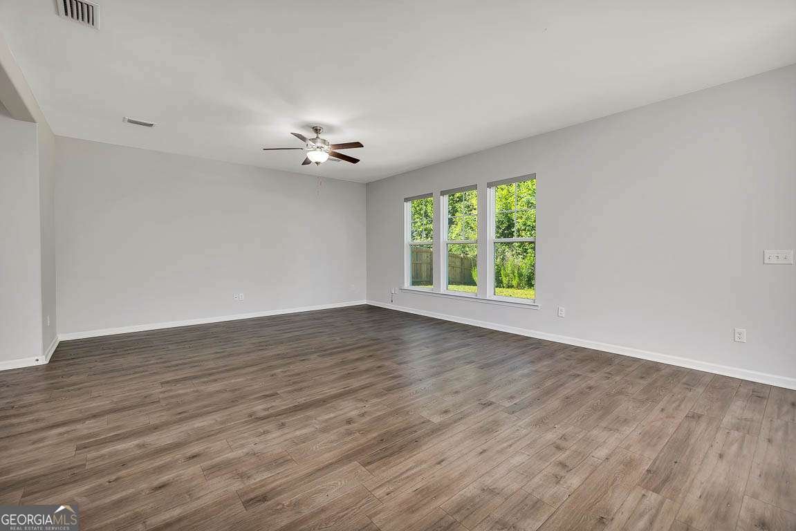 1135 Autumns Wood Circle Brunswick - 10
