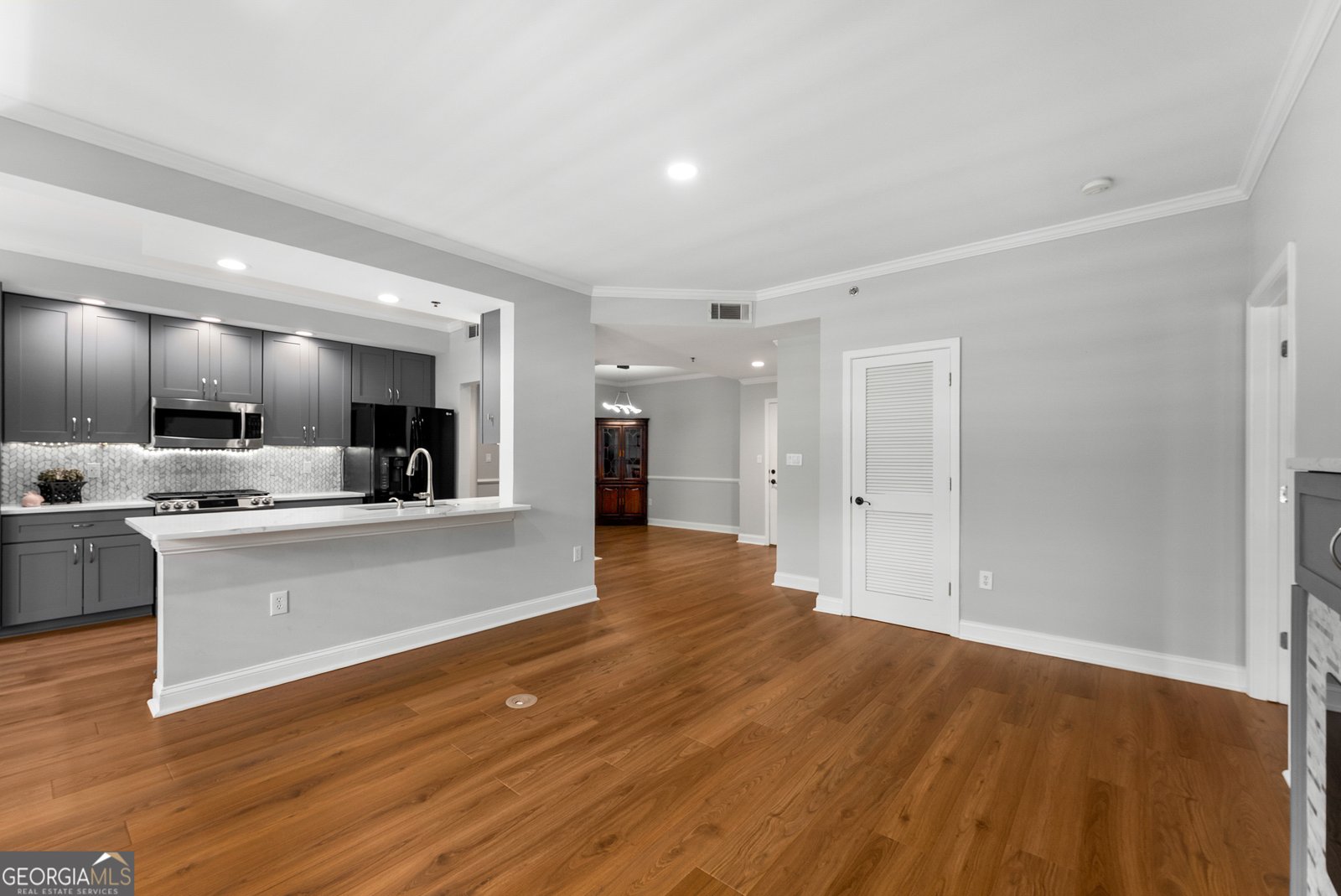 50 Biscayne Drive Atlanta - 2