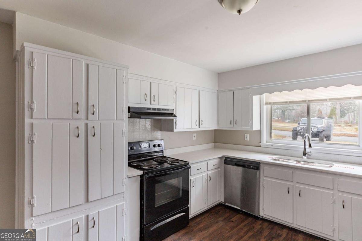 1561 Rupert Road Decatur - 5