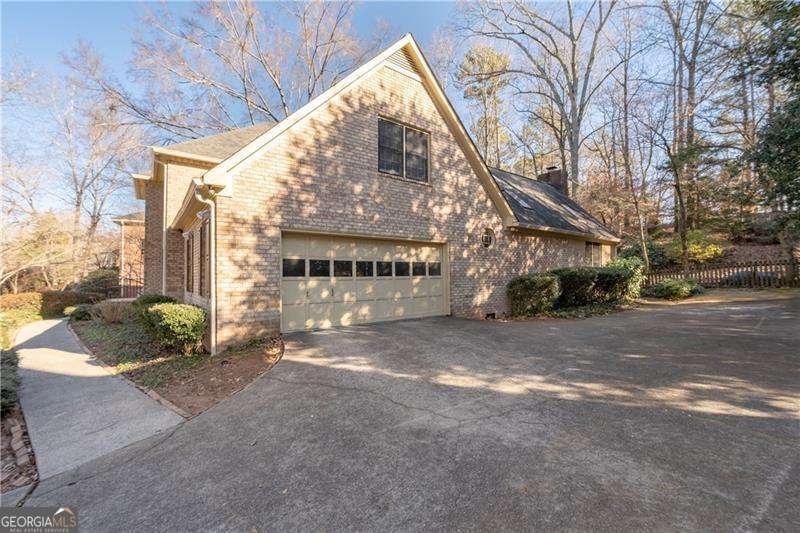 4116 River Cliff Chase Marietta - 43
