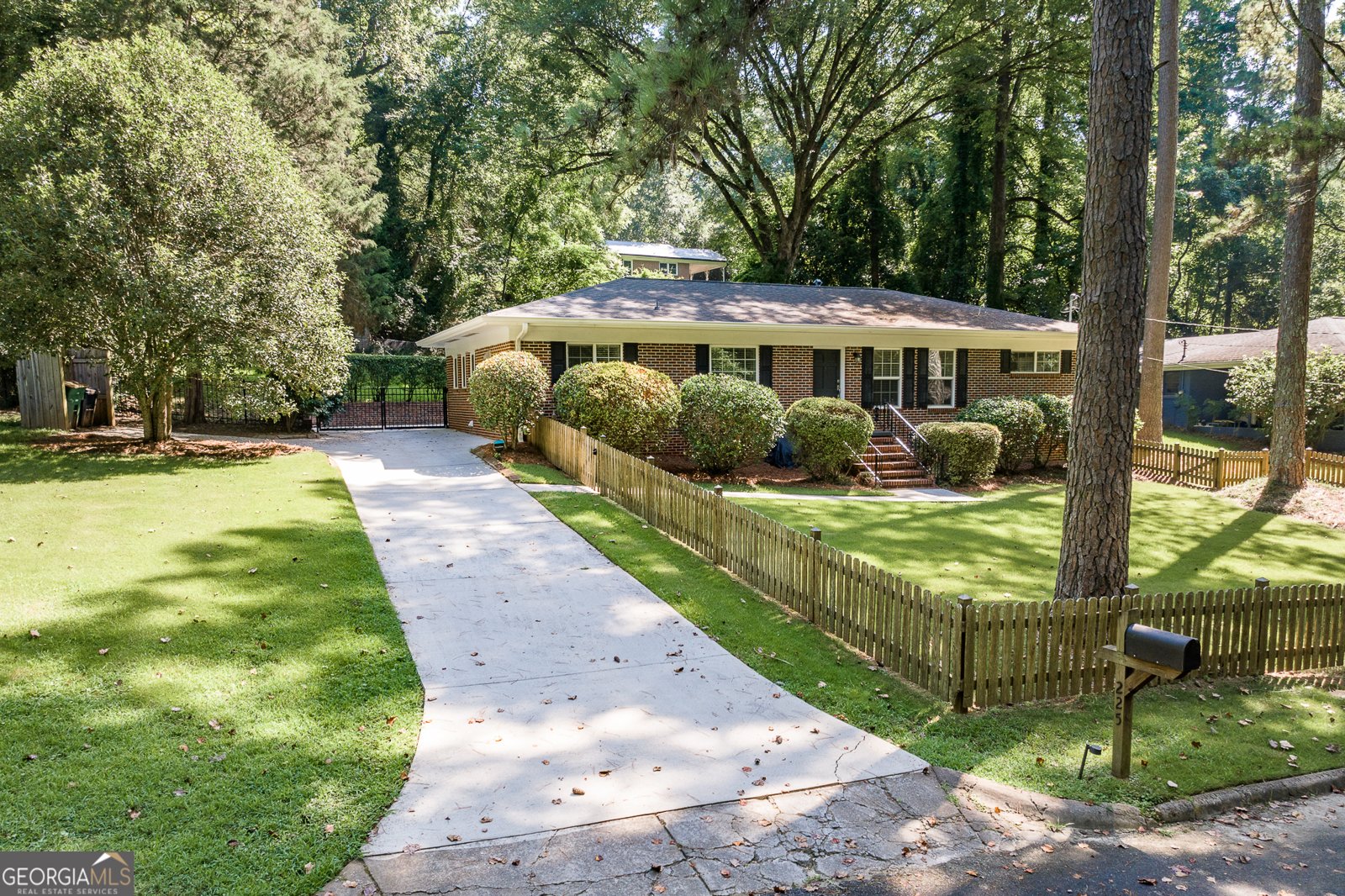 225 Riverside Drive Athens - 3