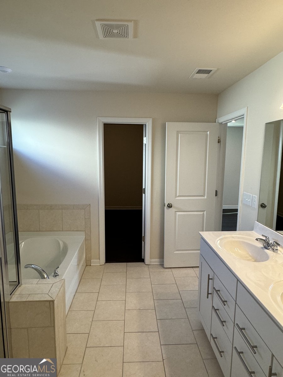 136 PAULOWNIA Circle McDonough - 16