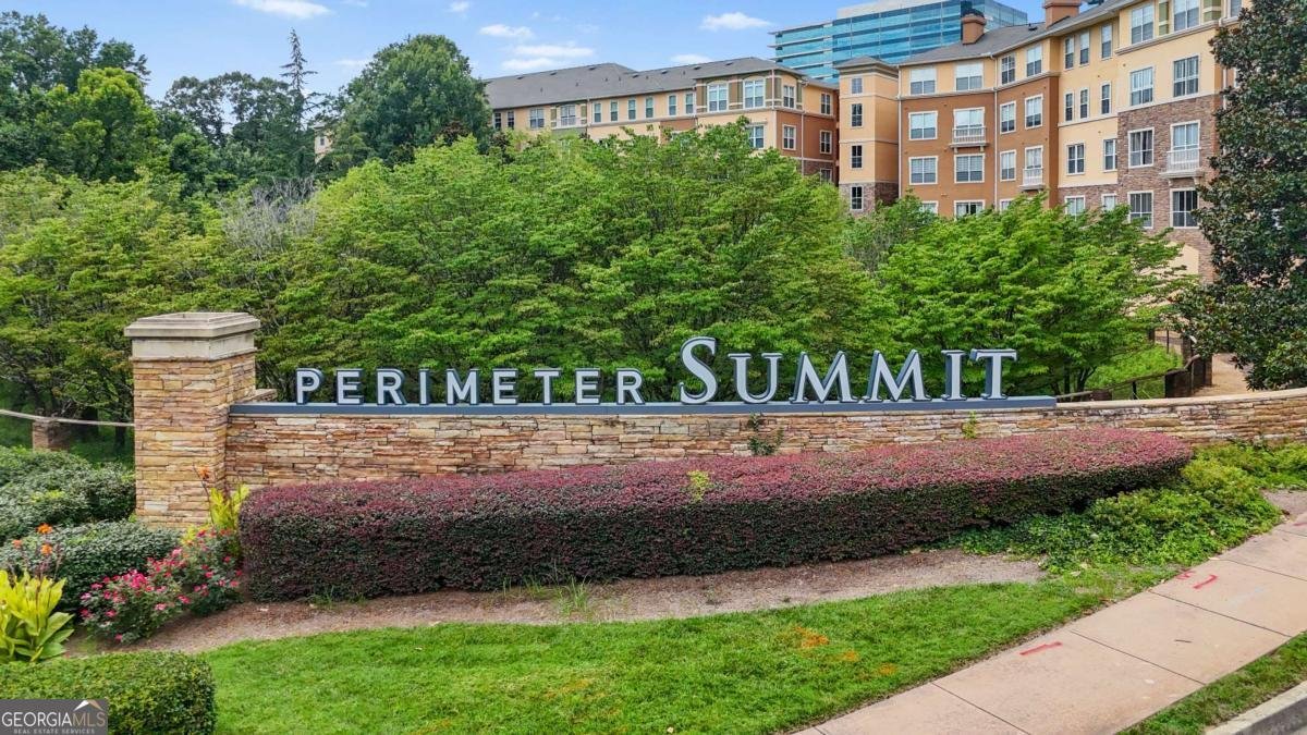 10 Perimeter Summit Branch Atlanta - 30