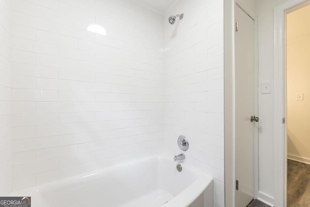 1117 BROAD Perry - 9