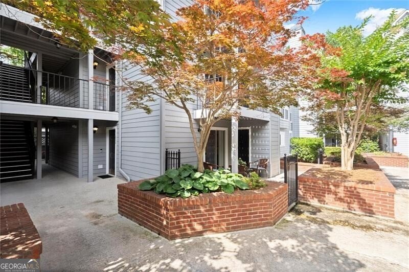 620 Granville Court Sandy Springs - 30