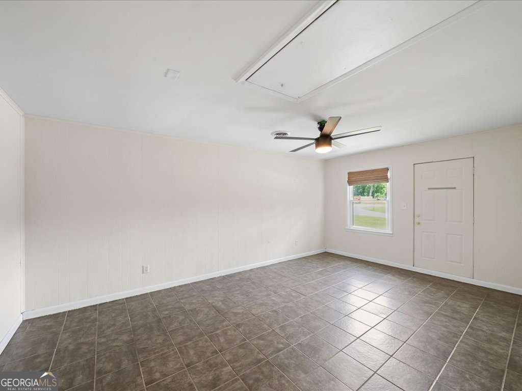 4365 Clare Lane Lithia Springs - 2