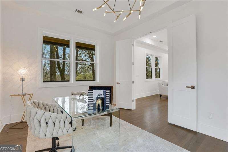 2497 Wawona Dr Brookhaven - 10