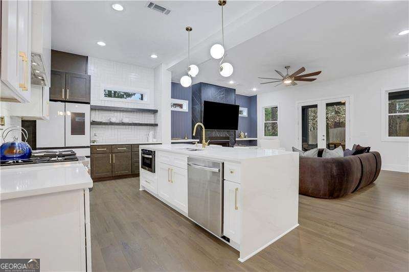 2497 Wawona Dr Brookhaven - 16