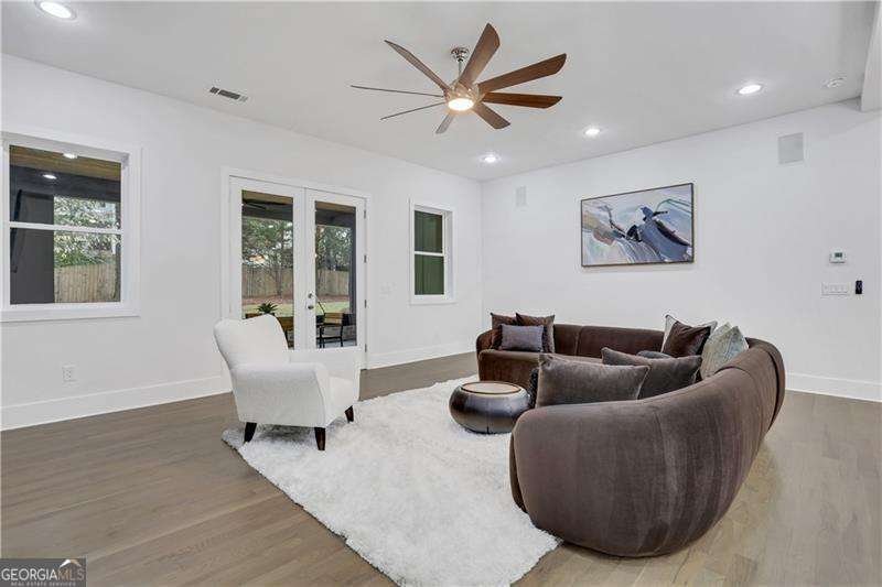 2497 Wawona Dr Brookhaven - 22