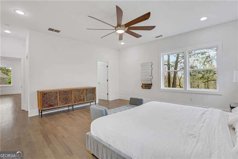 2497 Wawona Dr Brookhaven - 35