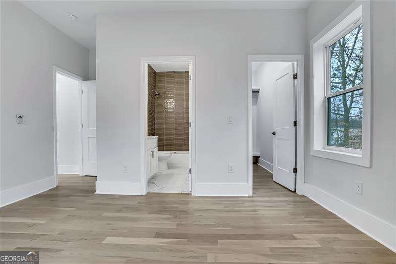 2497 Wawona Dr Brookhaven - 50