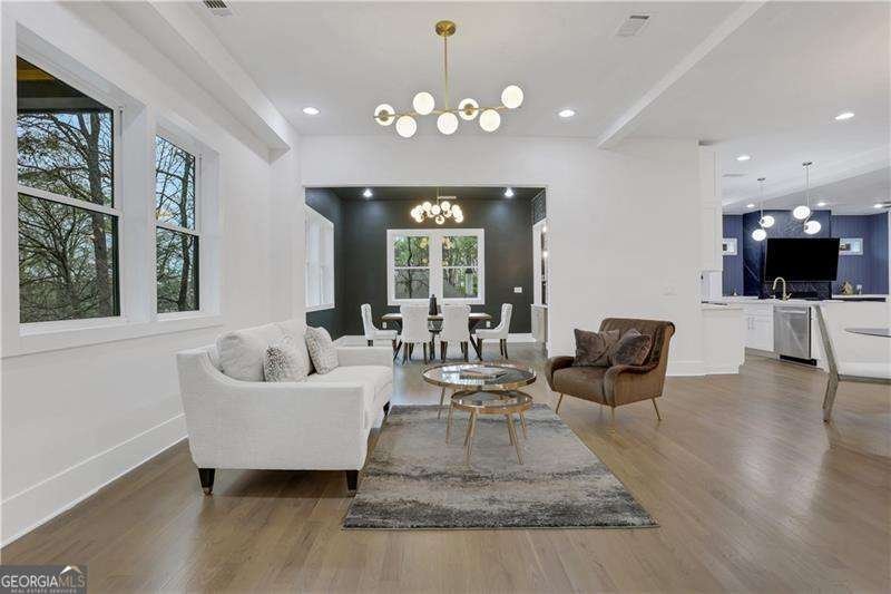 2497 Wawona Dr Brookhaven - 7