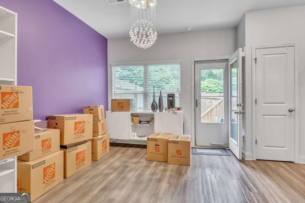 7240 Kings Cove Austell - 7