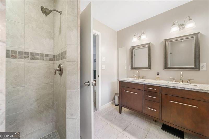 162 NOUVEAU Court Lilburn - 22