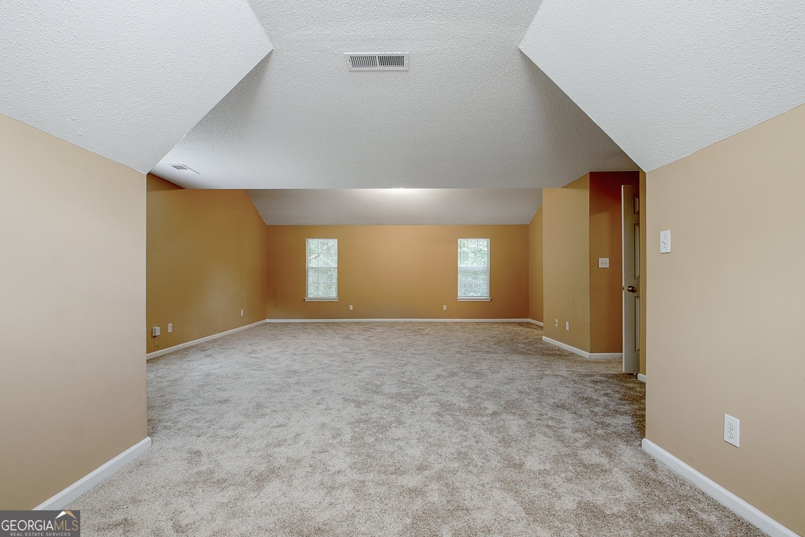 204 Eleanor Court Stockbridge - 35