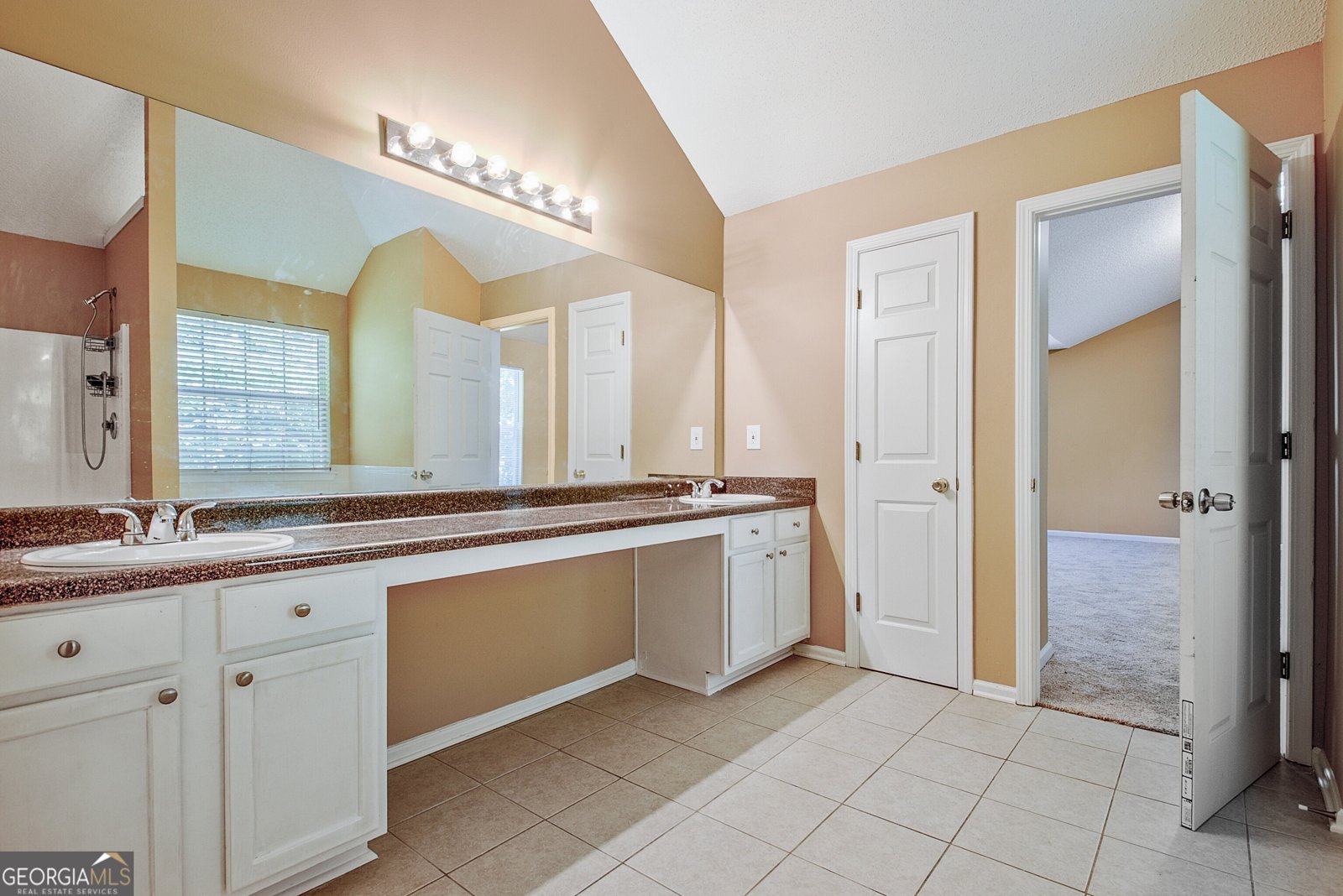 204 Eleanor Court Stockbridge - 5