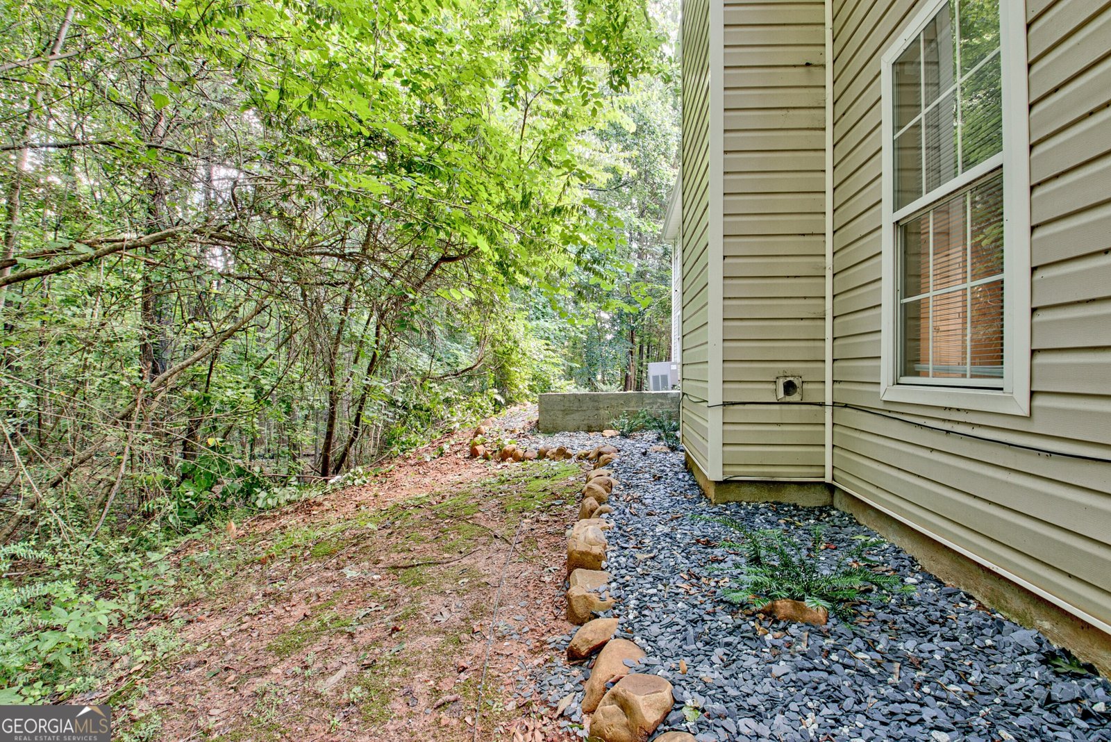 204 Eleanor Court Stockbridge - 8
