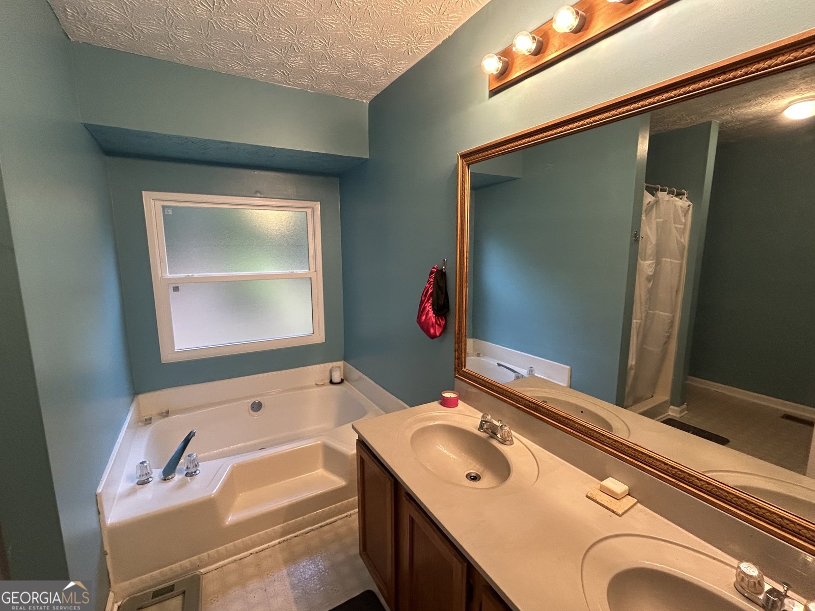 2105 Windy Oak Court Lithia Springs - 25