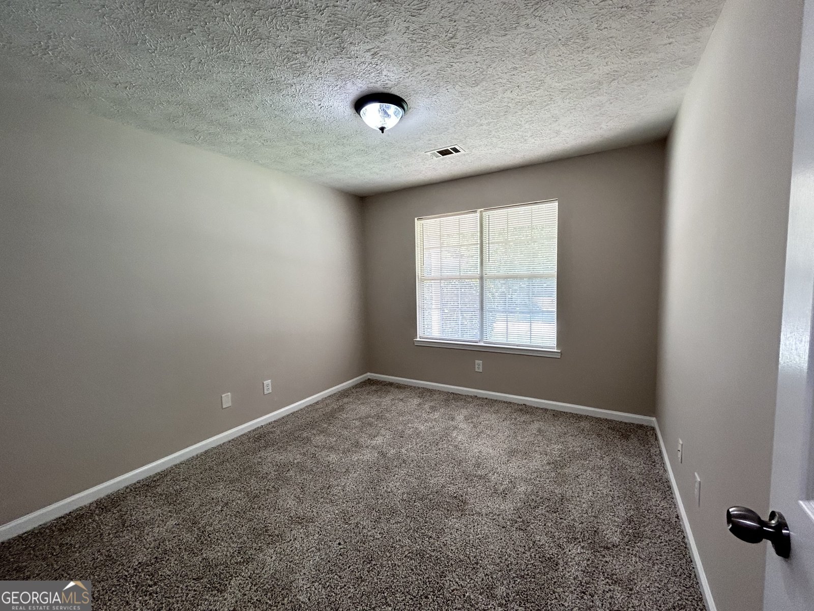 65 King James Ct SE Conyers - 5