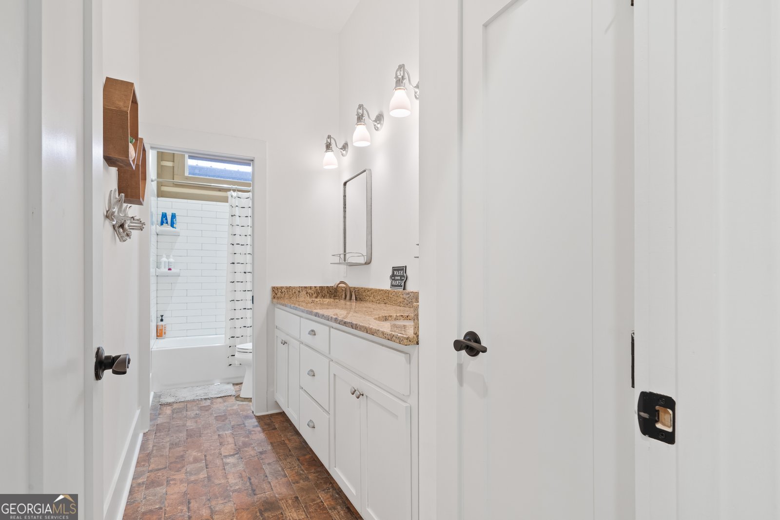 1041 River Farm Way Madison - 31