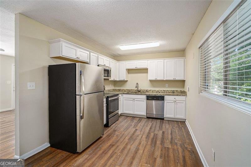 1380 COLONY HILL Stone Mountain - 7