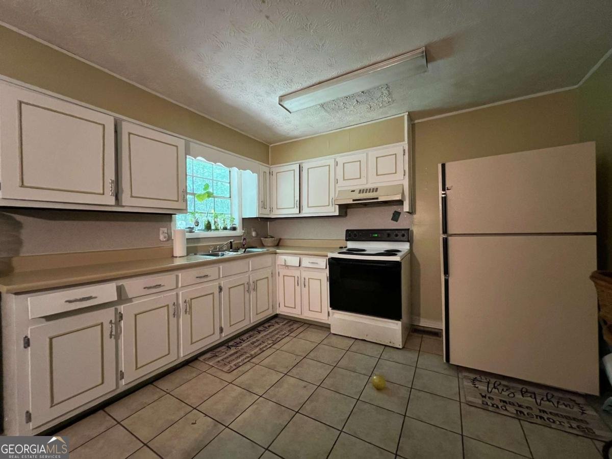 2275 Chestnut Log Loop Lithia Springs - 5