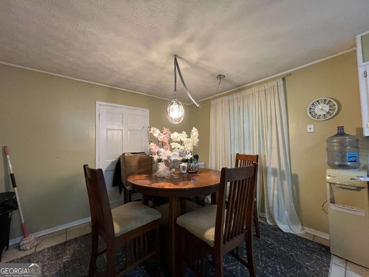 2275 Chestnut Log Loop Lithia Springs - 6