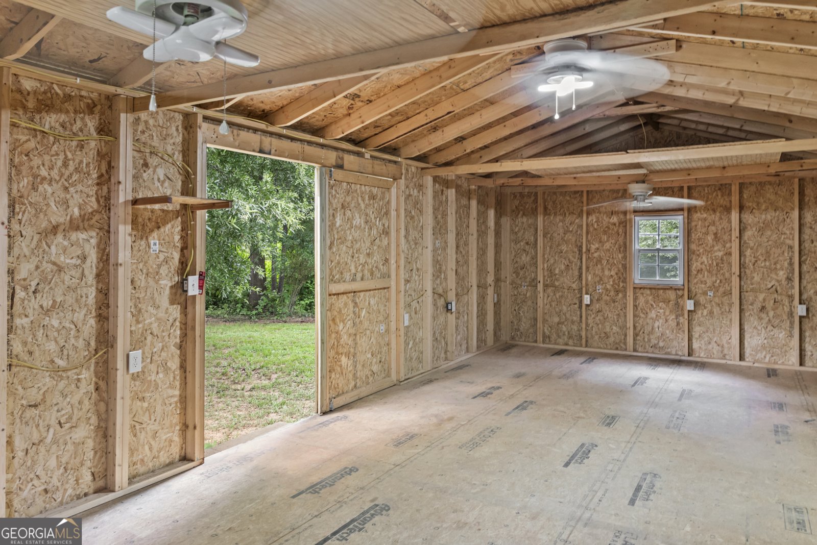 1040 River Woods Drive Madison - 33