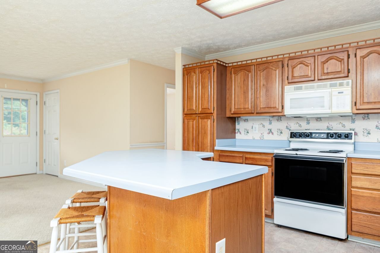 820 BENNETT Powder Springs - 13