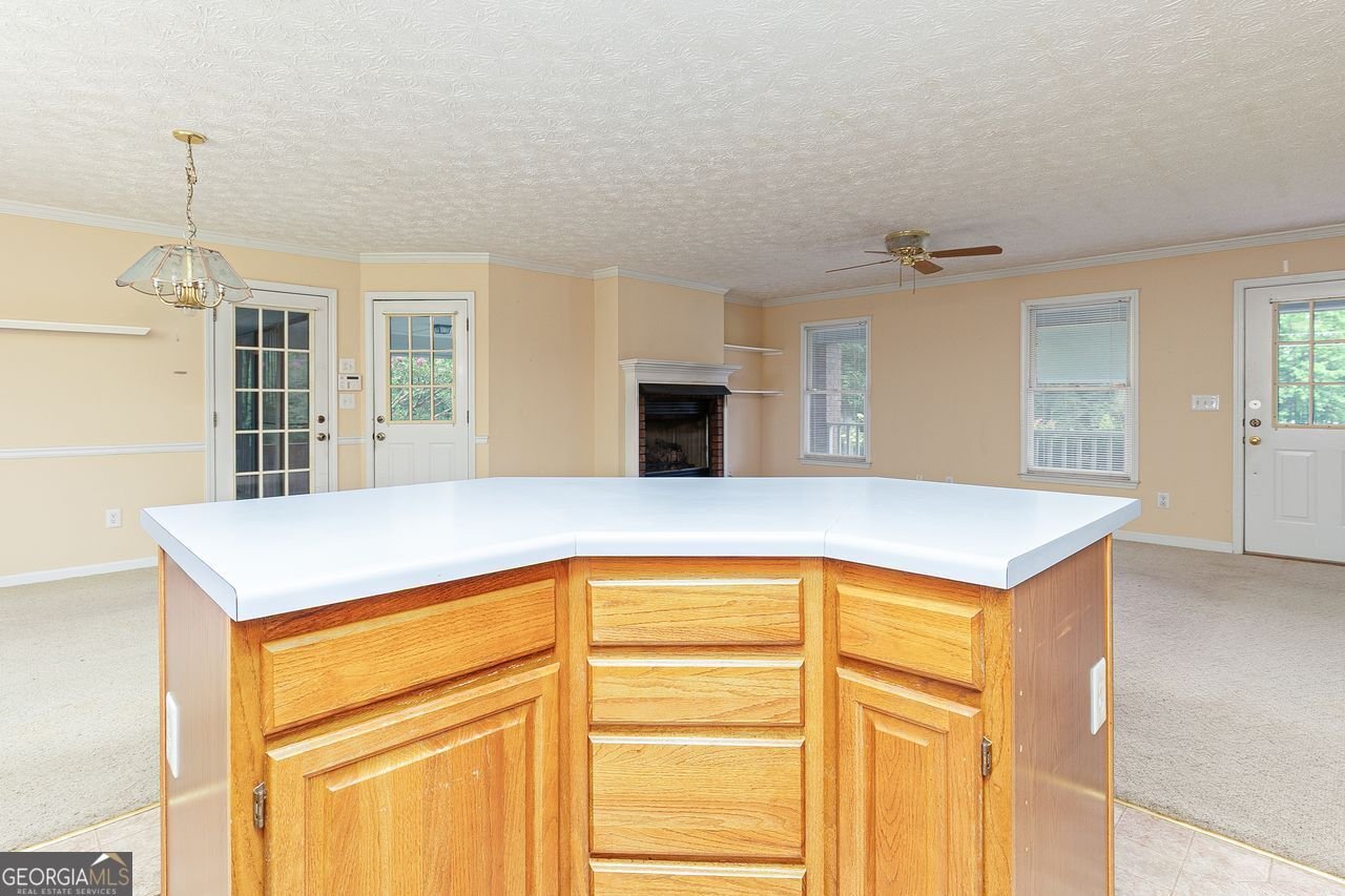 820 BENNETT Powder Springs - 15