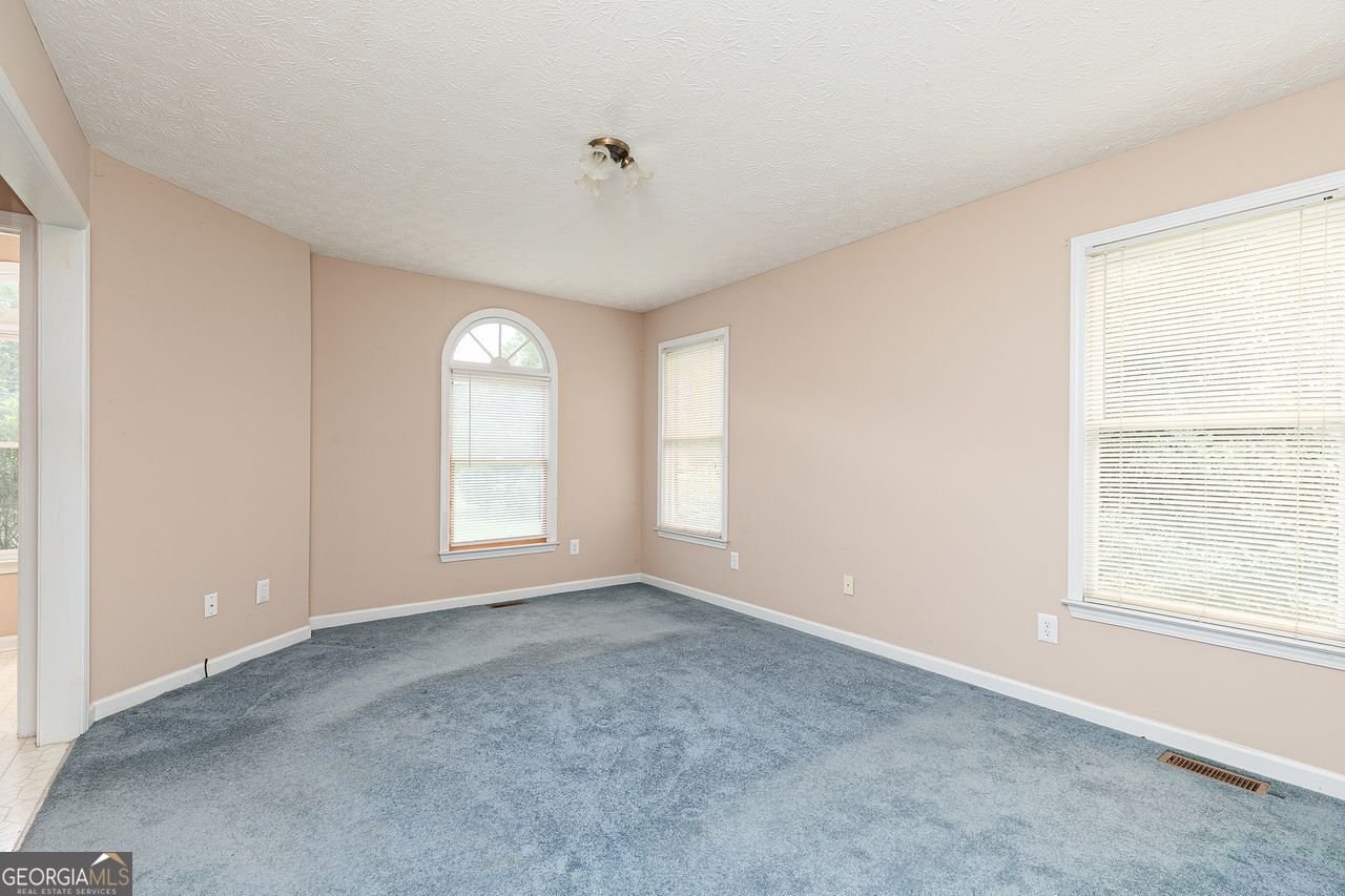 820 BENNETT Powder Springs - 20