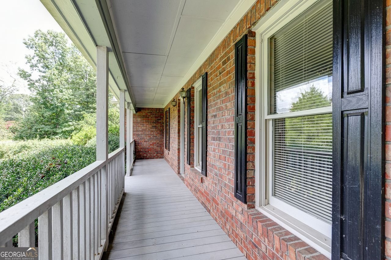 820 BENNETT Powder Springs - 5