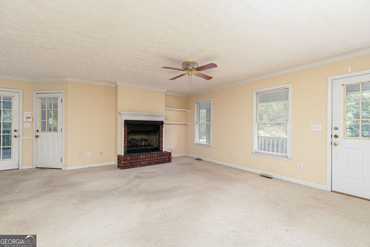 820 BENNETT Powder Springs - 7