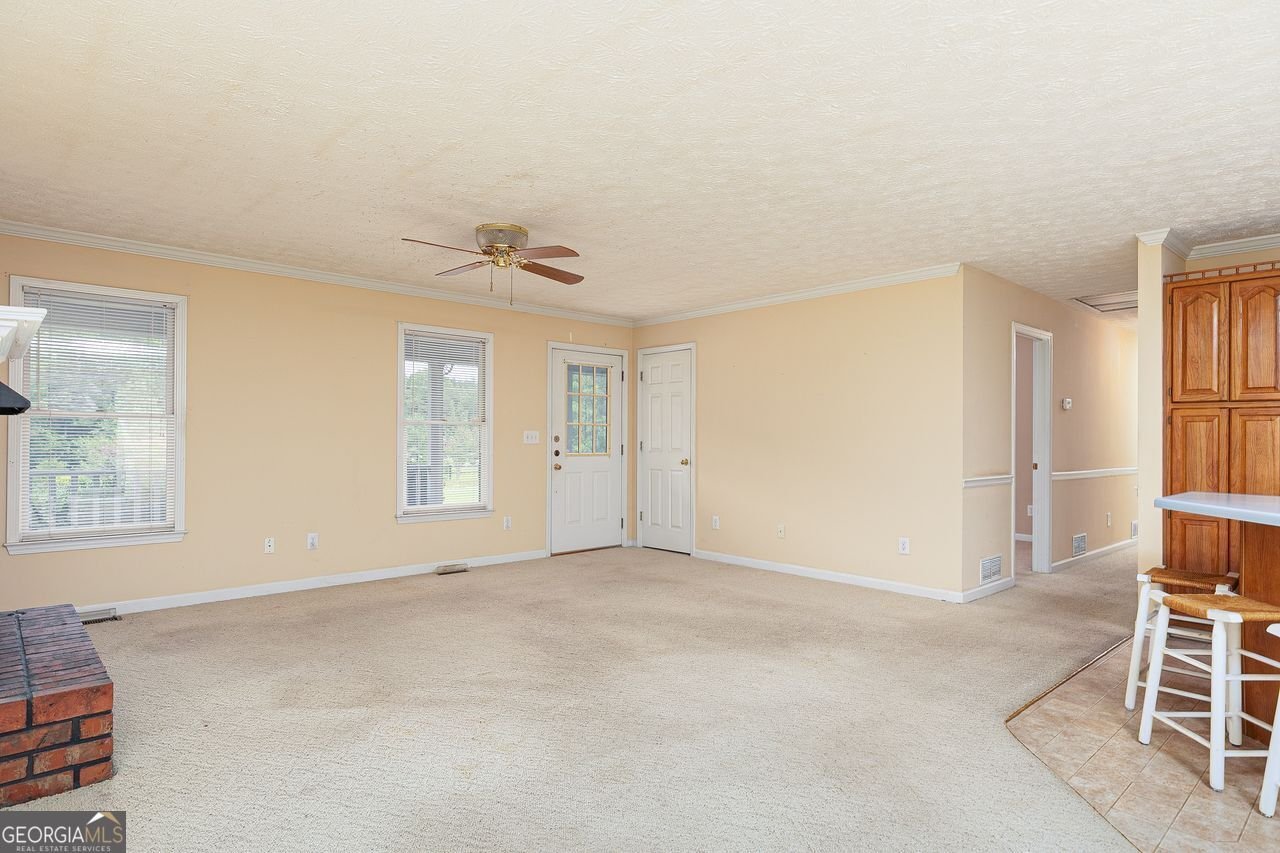 820 BENNETT Powder Springs - 8