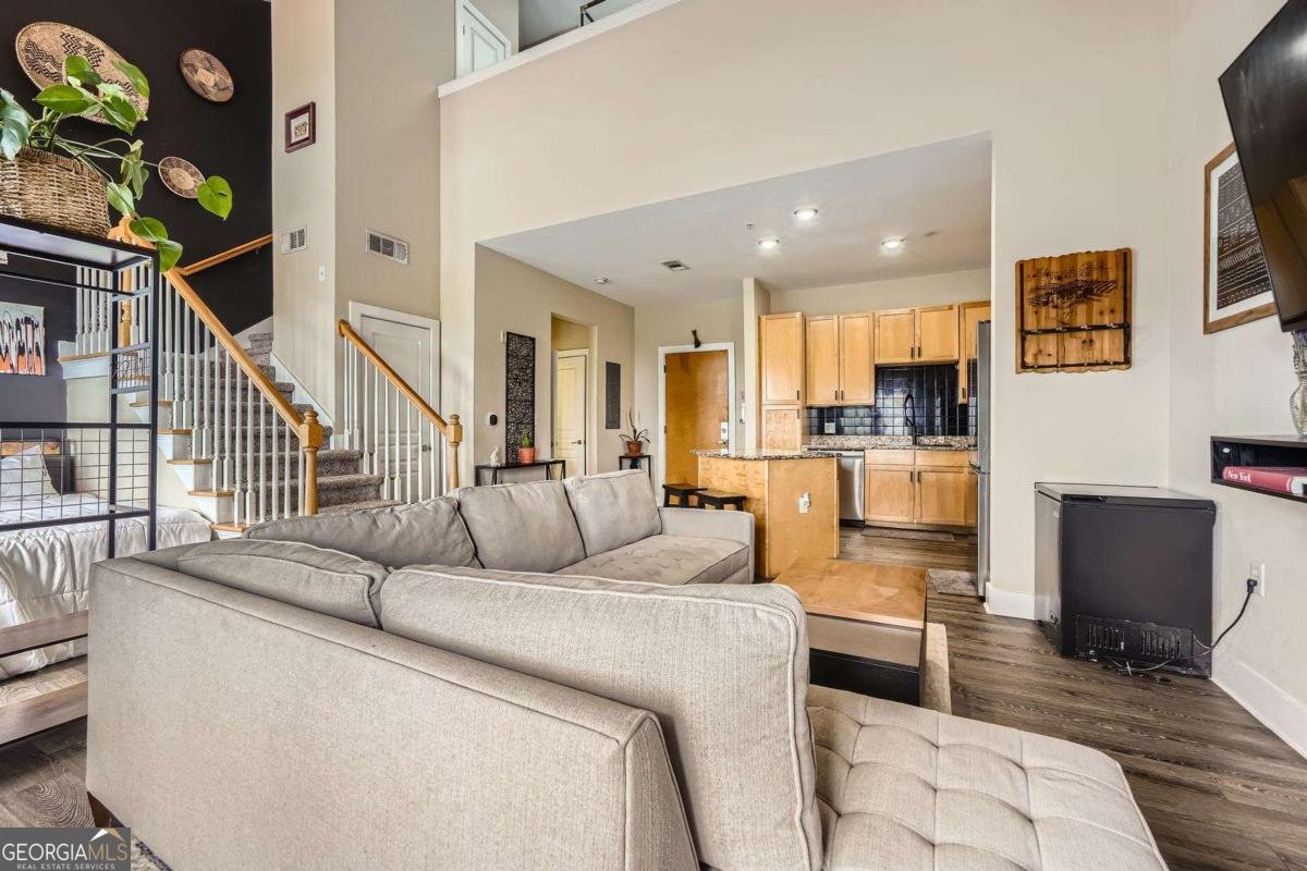 799 Hammond Drive Atlanta - 2