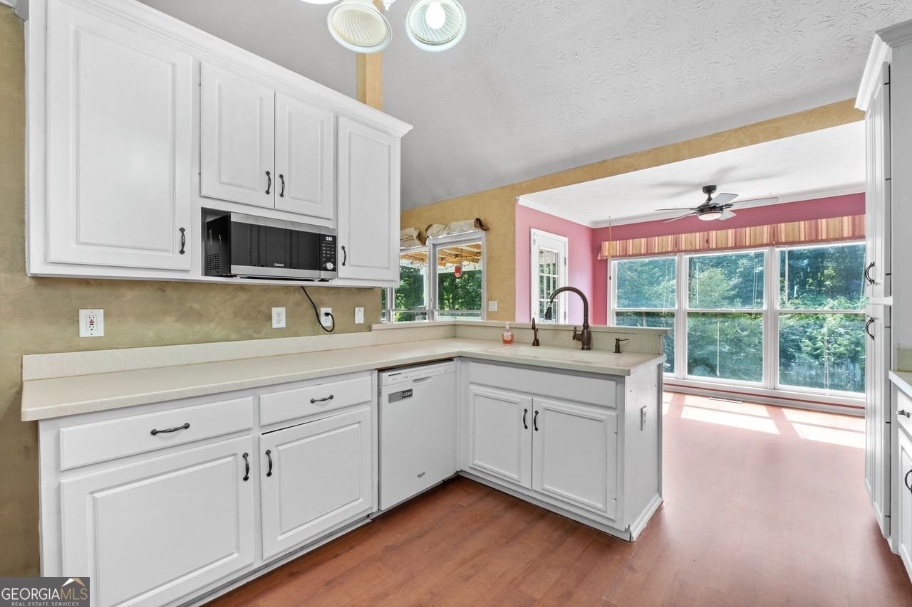 3404 Bonneville Way Suwanee - 16