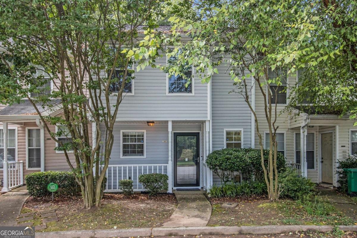 2376 Wellington Circle Lithonia - 1