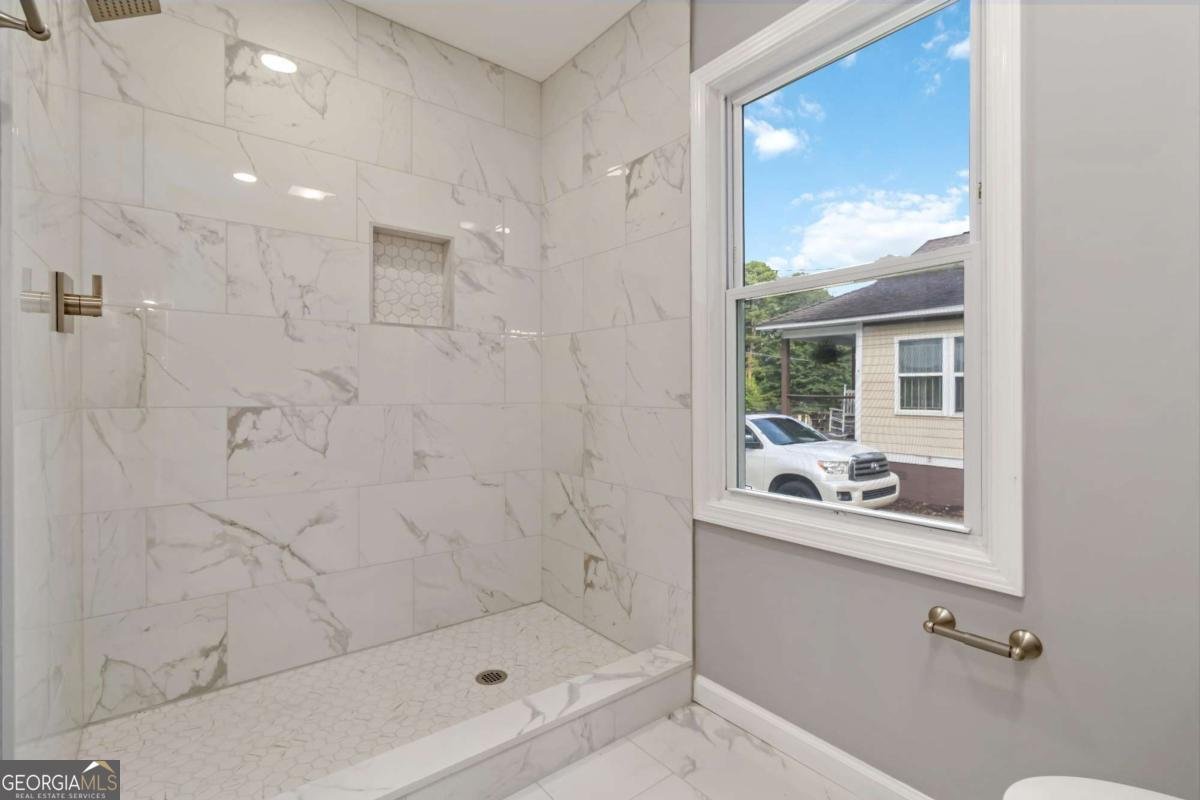 1441 Monteel Drive Atlanta - 17