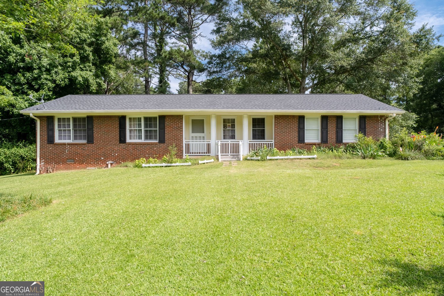 999 Chestnut Oak Court Lawrenceville - 1