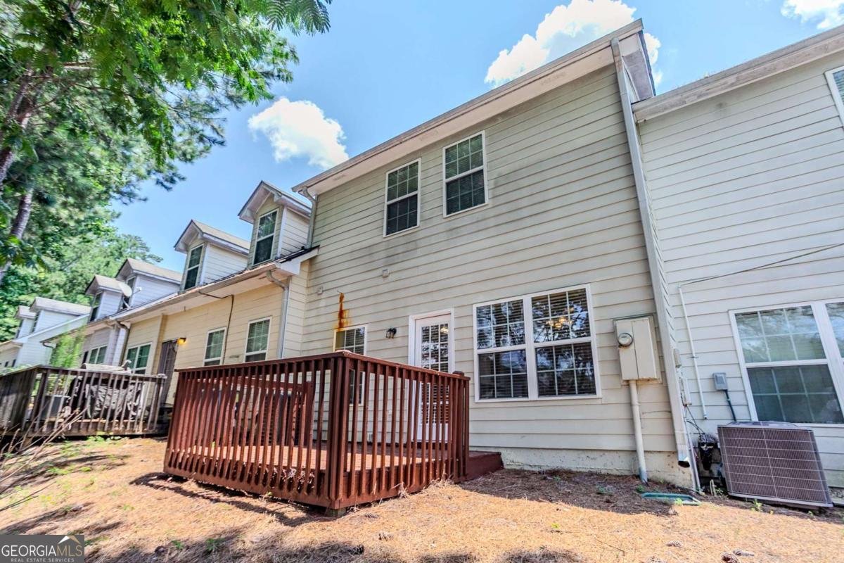 1362 Rogers Trace Lithonia - 33