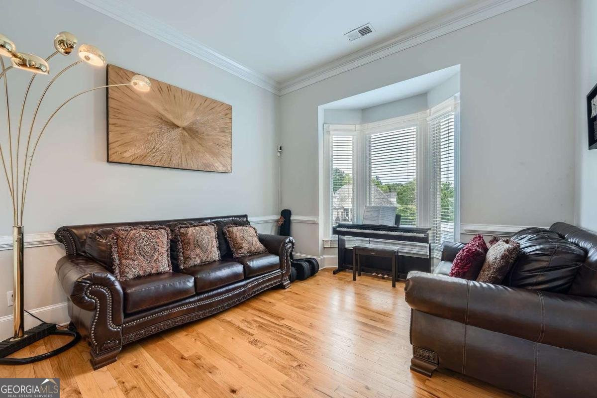 1025 Ector Drive Kennesaw - 5