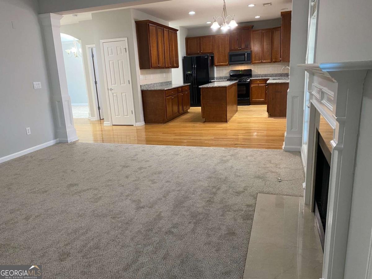 1295 LEISURE LAKE Drive Lawrenceville - 22